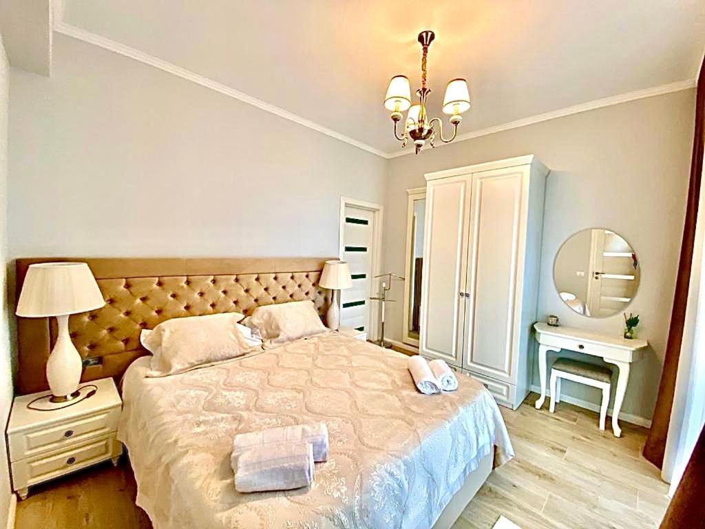 Loft Side Premium Apartments Mamaia Extérieur photo