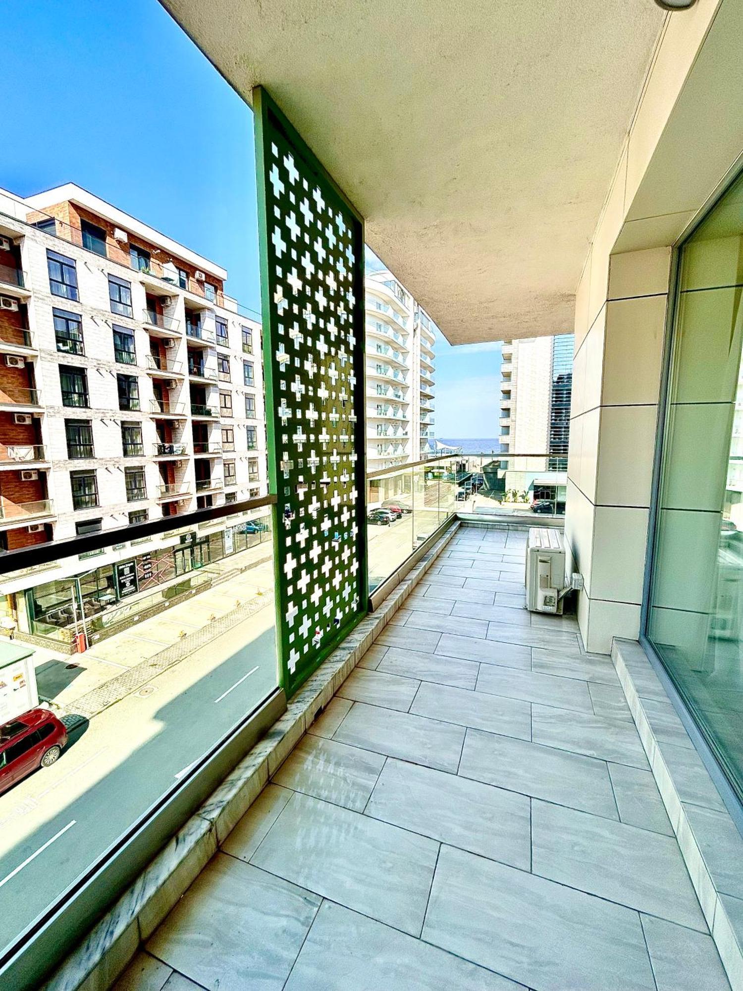 Loft Side Premium Apartments Mamaia Extérieur photo
